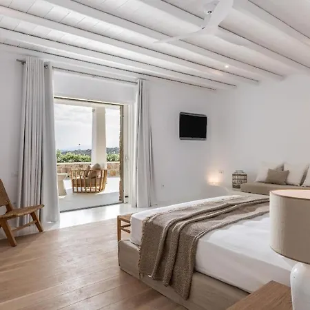 Tana Ornos (Mykonos)